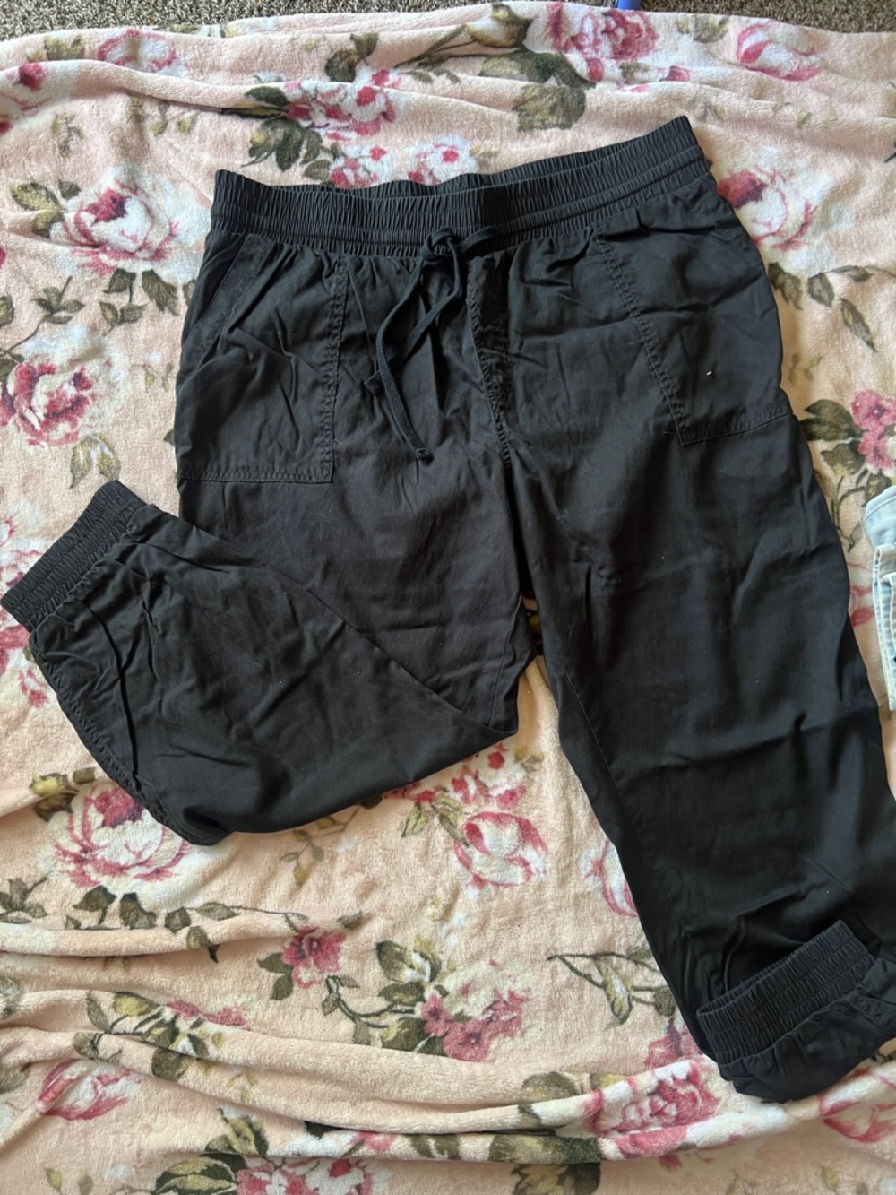 No Boundaries Black Elastic-Waist Joggers with Drawstring